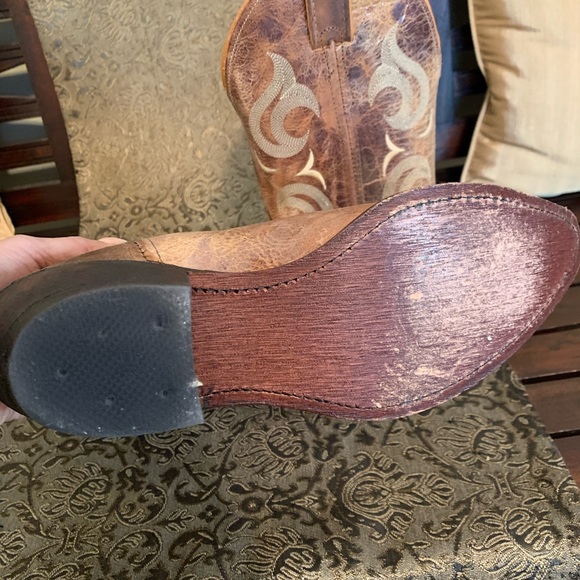 Justin’s Brown Leather cowboy boots 9.5 - Picture 3 of 4